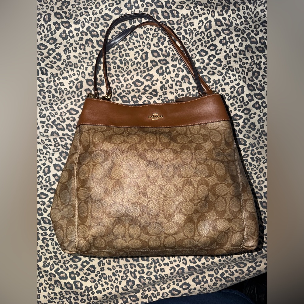 Coach Large Lexy Shoulder Bag Tote